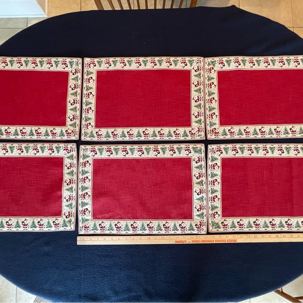 Christmas linen placemats and table runner made in Germany